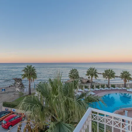 Xenos Kamara Aparthotel 2*