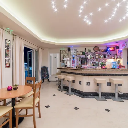 Xenos Kamara Aparthotel