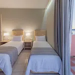 Xenos Kamara Aparthotel Argassi