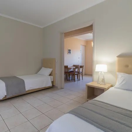 Apartmanhotel Xenos Kamara 2*
