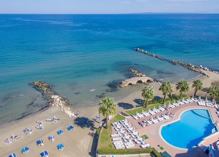 Xenos Kamara Aparthotel 2*