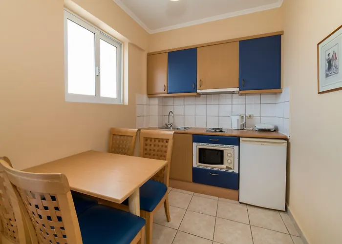 Xenos Kamara Aparthotel