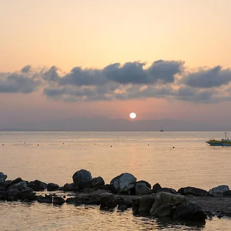 Xenos Kamara 2* Argassi