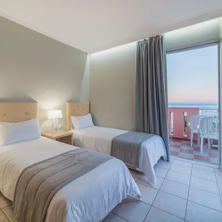 Apart Otel Xenos Kamara